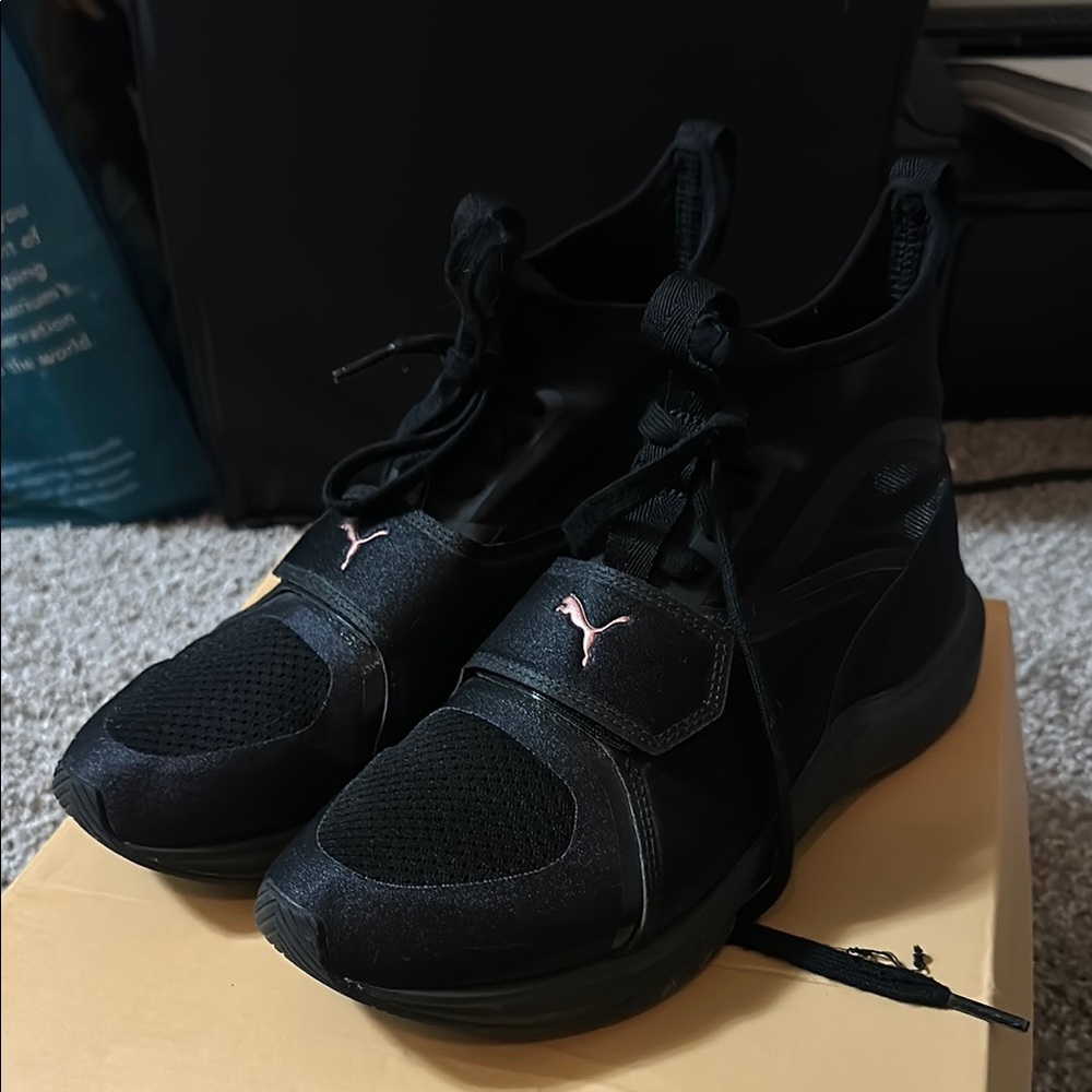 Puma Black Sneakers with Pink Logo